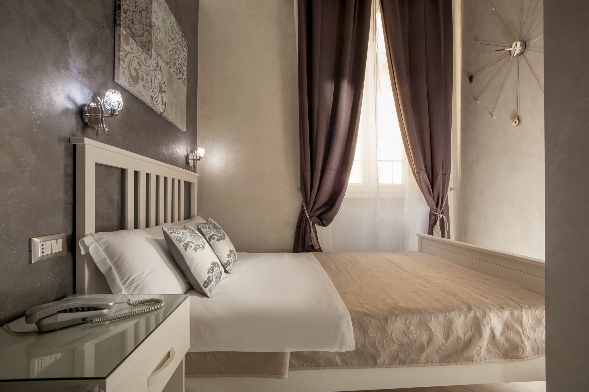 Casa de hóspedes Frattina Grand 3*